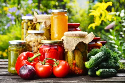 Conserve fatte in casa: preparale in tutta sicurezza!