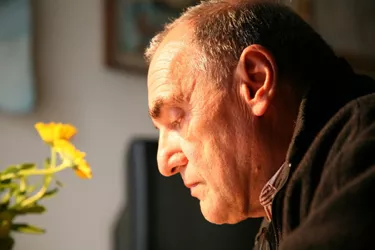 IL PITTORE SENESE FABIO MAZZIERI DONA UN’OPERA ALLA RUGANI HOSPITAL:  QUANDO L’ARTE NASCE DAI…